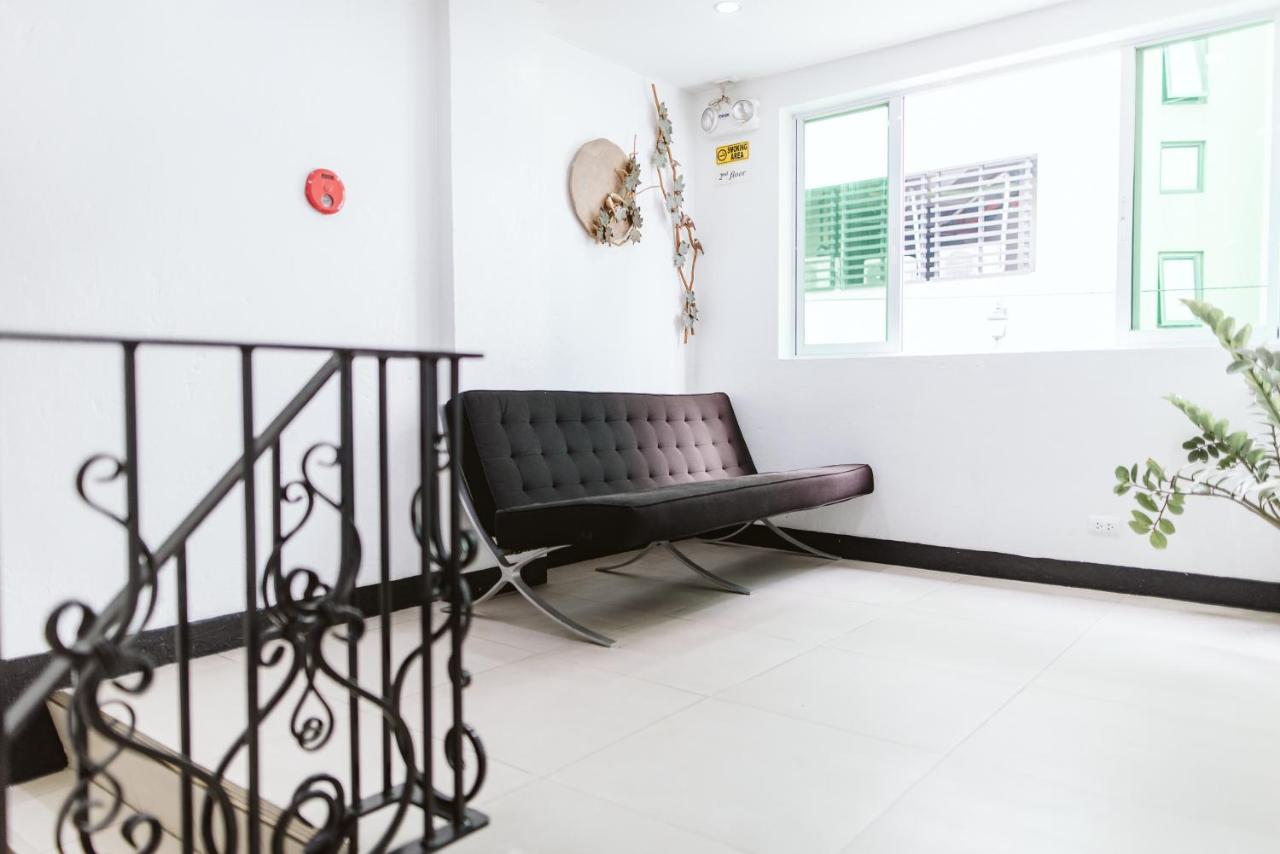 San Agustin Residences Makati City Exterior photo
