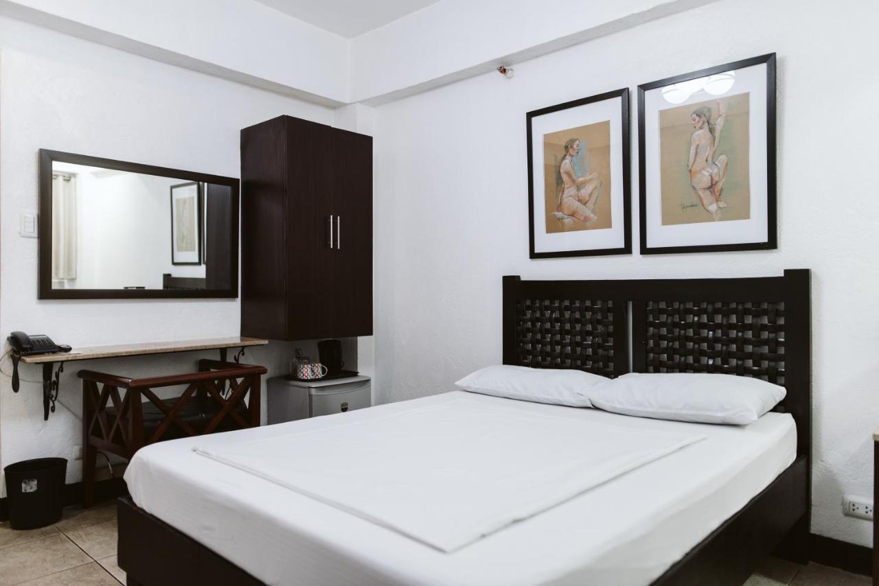 San Agustin Residences Makati City Exterior photo
